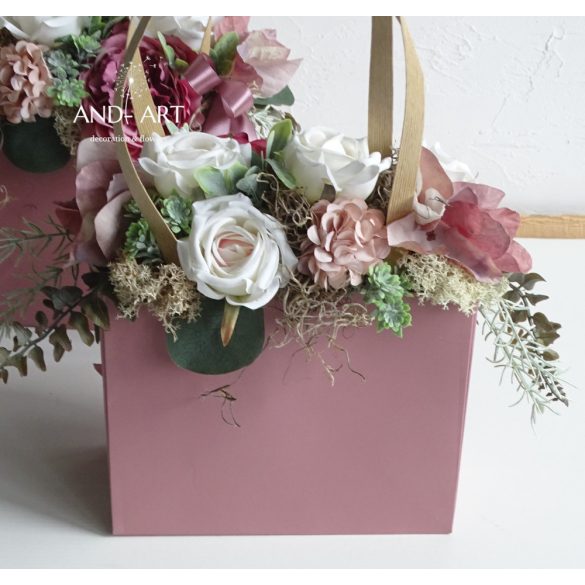 Szülőköszöntő táskacsokor esküvőre. And-art mód.