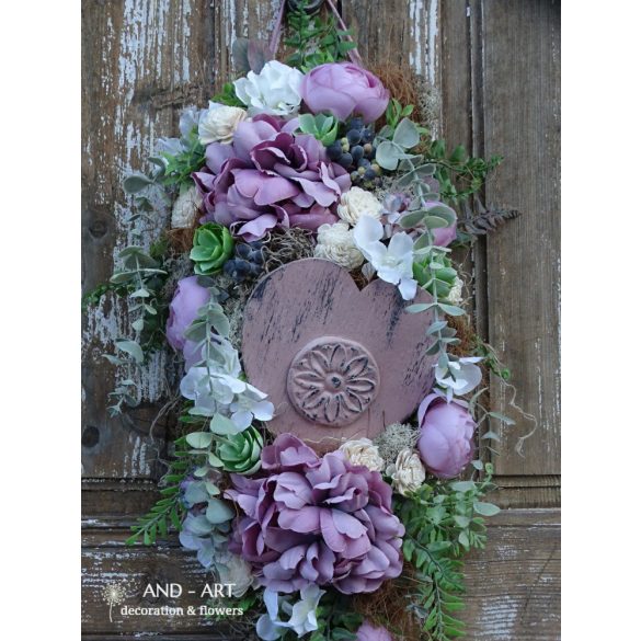 Romantikus, egyenes vonalú ajtódísz, falidísz. And-art mód.